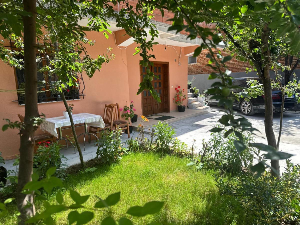 Guri Guest House بورغراديك المظهر الخارجي الصورة
