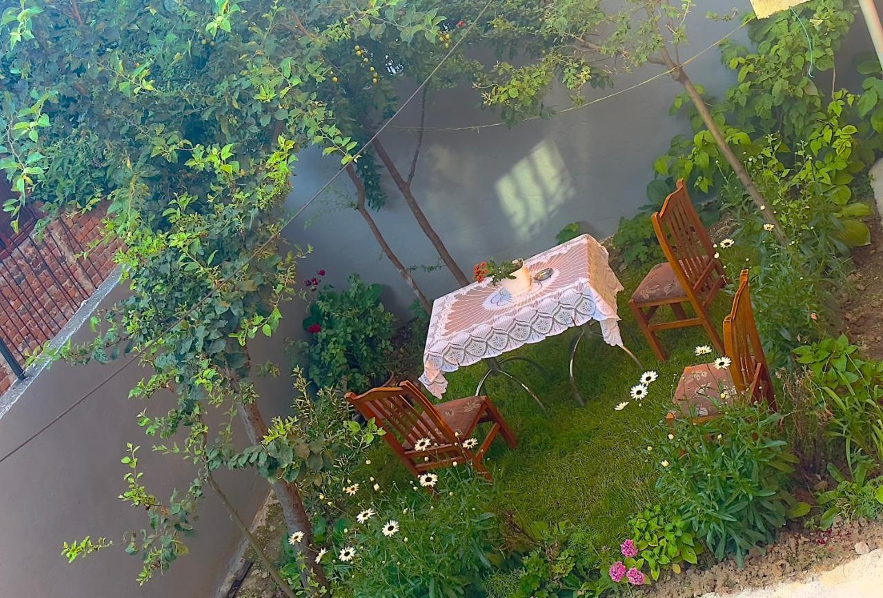 Guri Guest House بورغراديك المظهر الخارجي الصورة